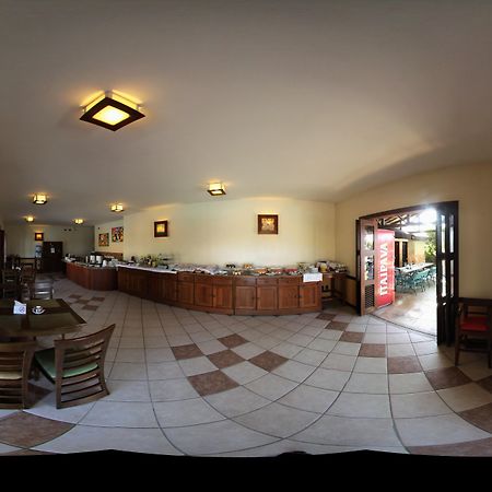 Hotel Laguna Blu Акирас Экстерьер фото